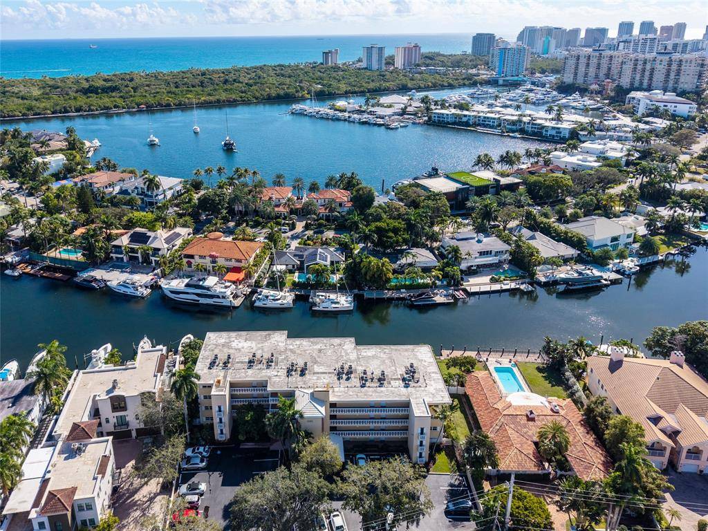 Fort Lauderdale, FL 33304,1332 Bayview Dr #401