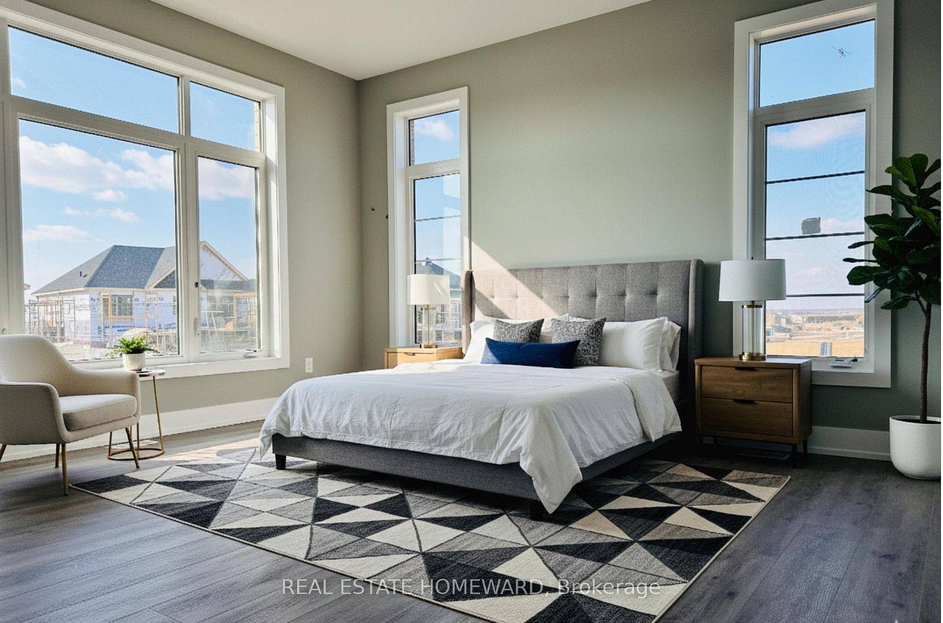 Oshawa, ON L1L 0S2,960 Lockie DR