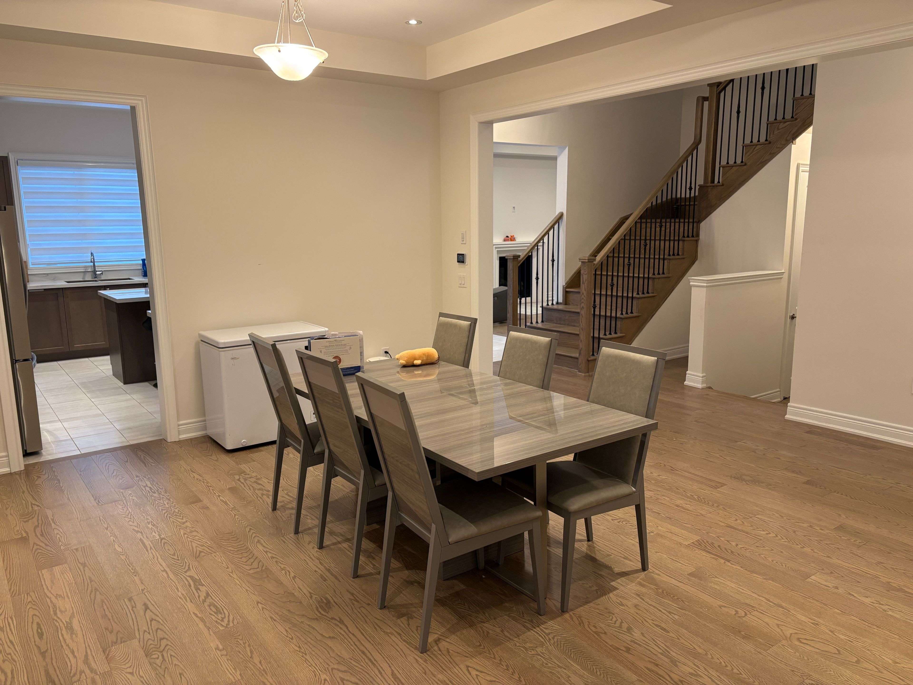 East Gwillimbury, ON L9N 0Y4,379 Seaview HTS