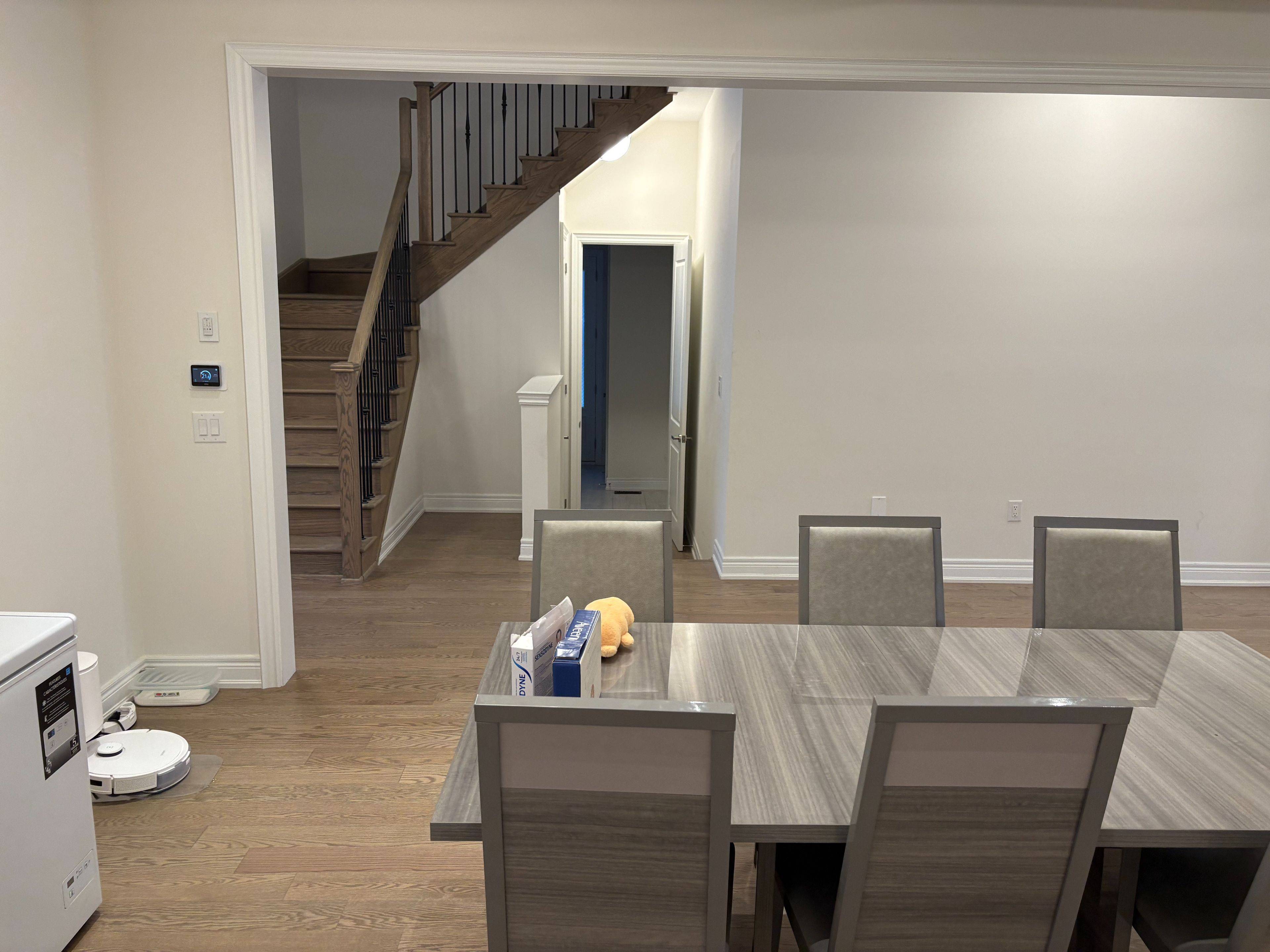 East Gwillimbury, ON L9N 0Y4,379 Seaview HTS