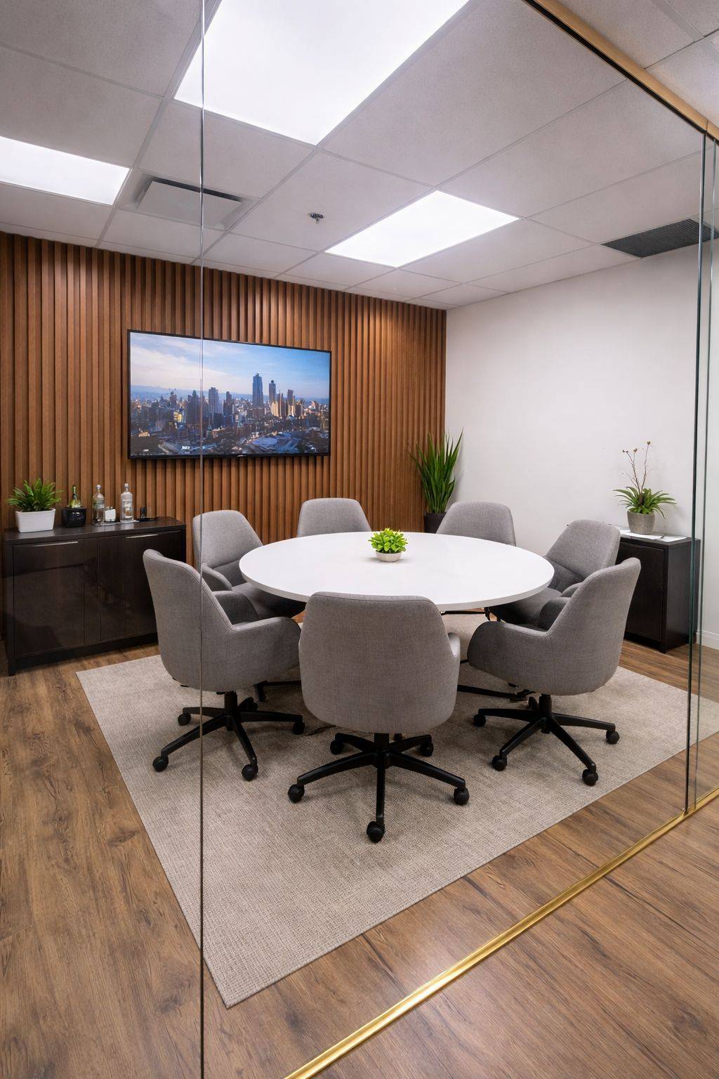 Markham, ON L3T 2A7,7097 Yonge ST #Office 4