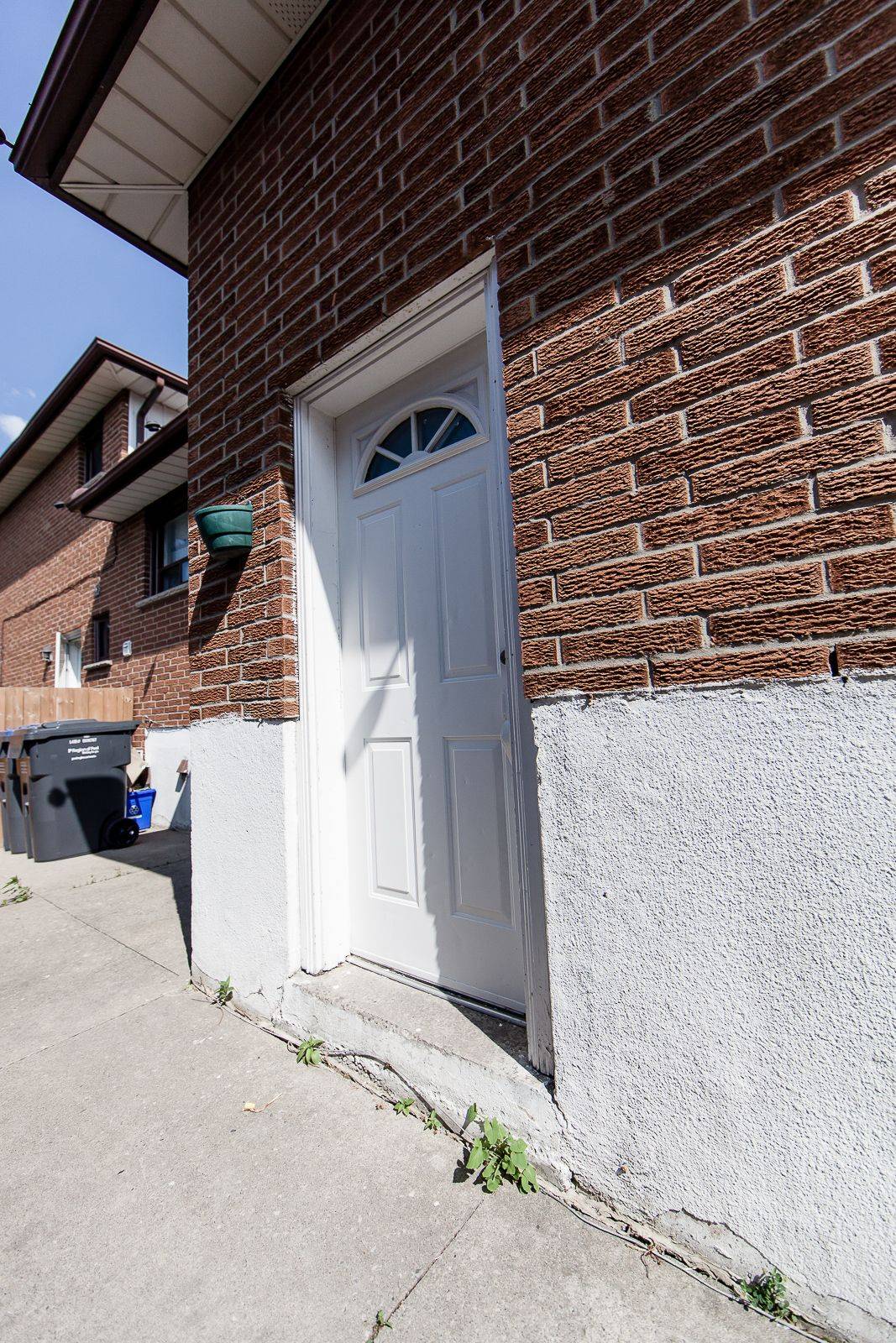 Mississauga, ON L4T 3P3,4129 Brandon Gate DR