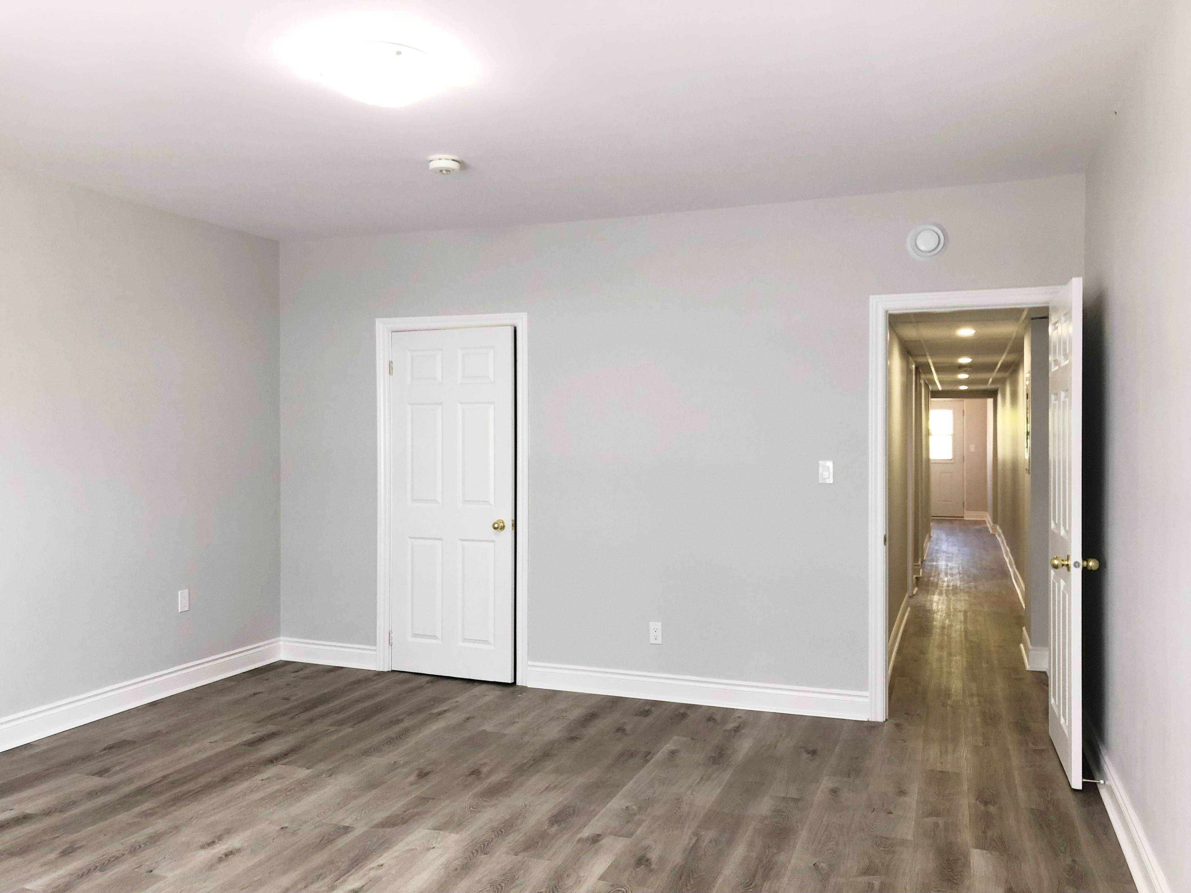 Toronto W02, ON M6P 1Y5,2798 Dundas ST W