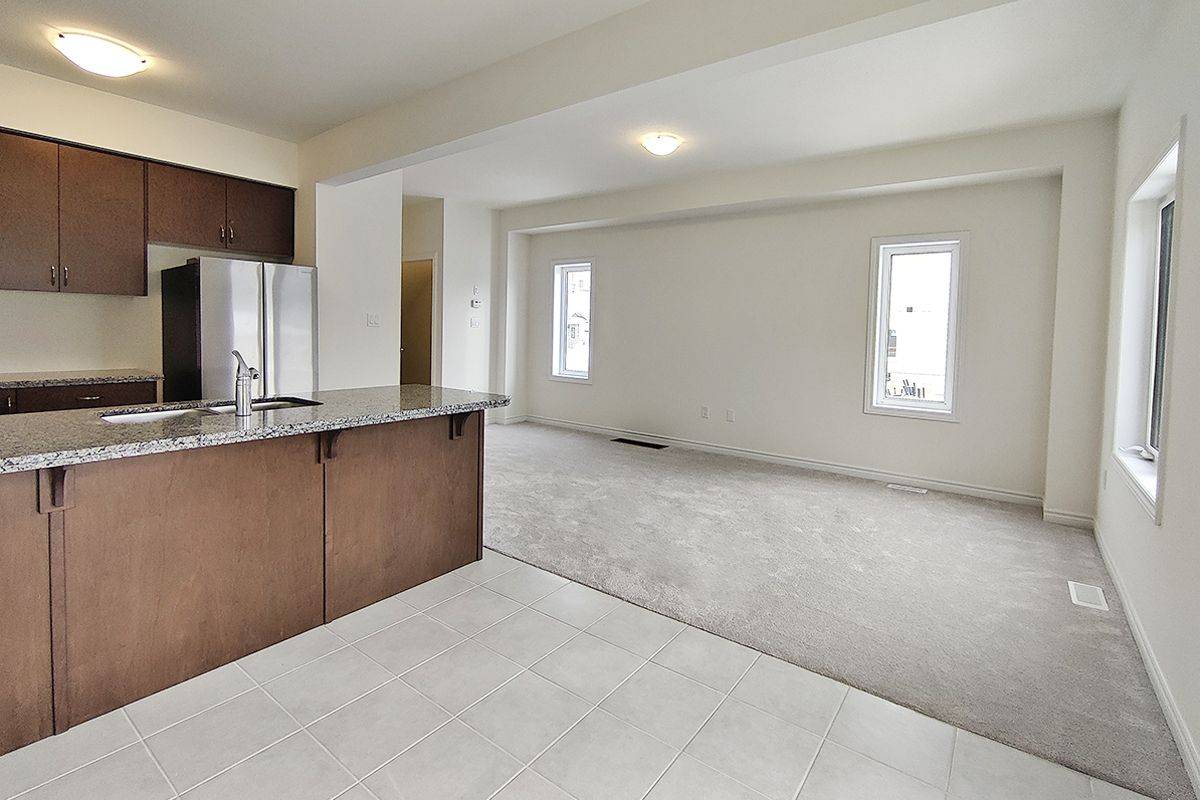 Hamilton, ON L9G 3K9,305 Garner RD W #67