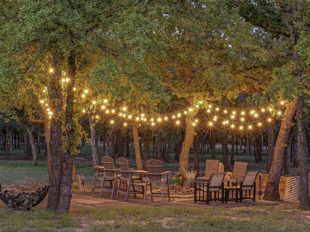 Sunset, TX 76270,270 Silver Lakes Drive