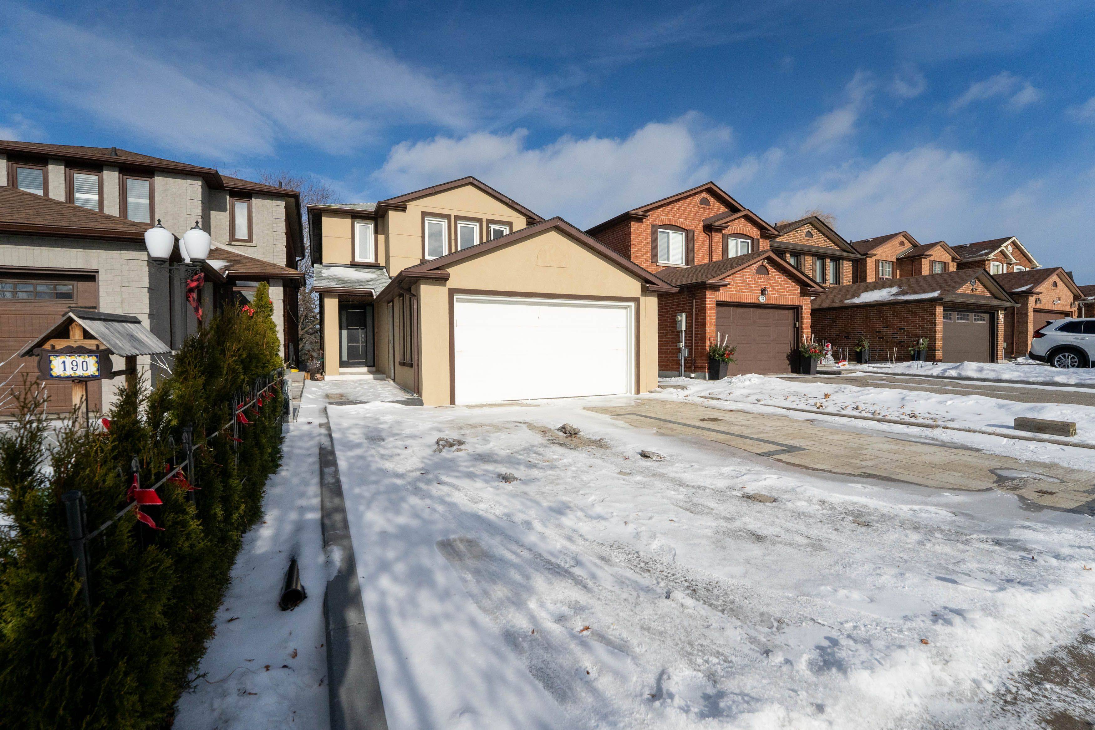 Vaughan, ON L4L 3V7,188 Misty Meadow DR #Main Fl