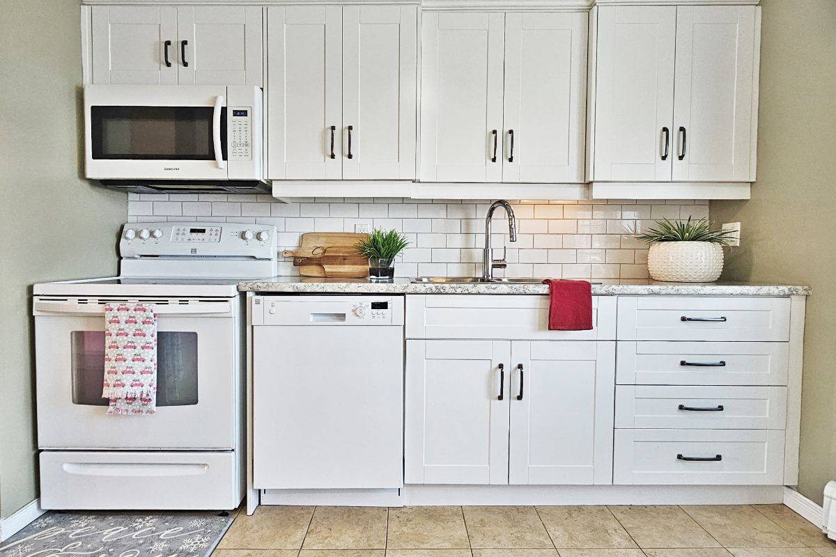 Halton Hills, ON L7J 2W2,12 Hill ST