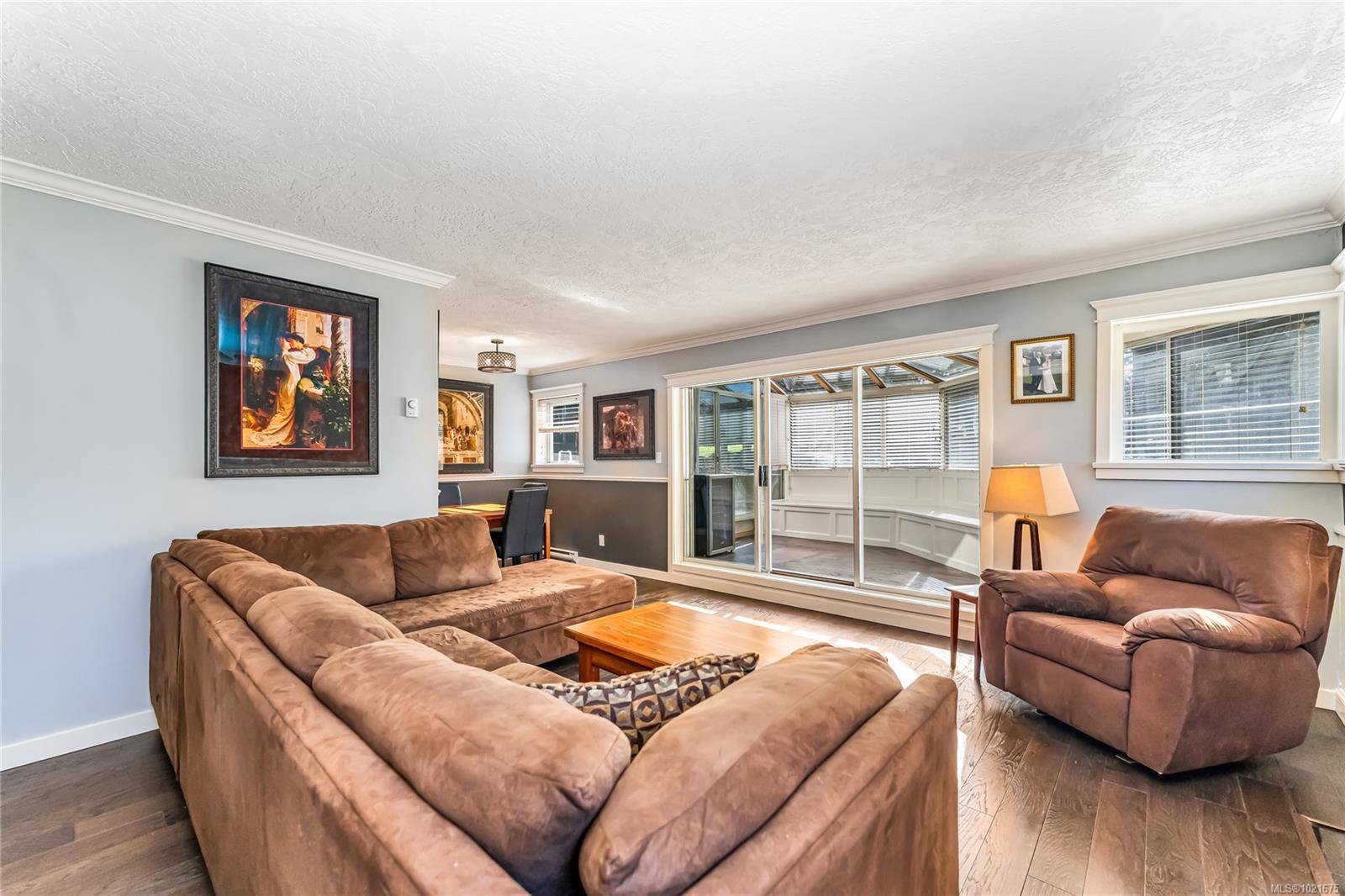 Saanich, BC V9A 1L8,40 Gorge Rd W #102