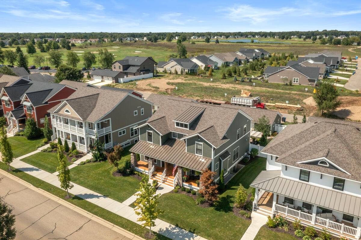 Holland, MI 49424,4707 Macatawa Legends BLVD