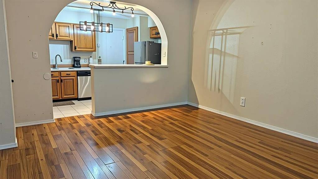 Dallas, TX 75240,13217 Emily Road #3103