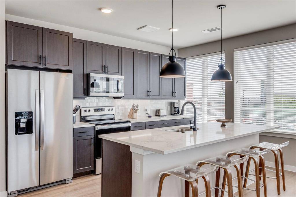 Dallas, TX 75226,3900 Commerce Street #431