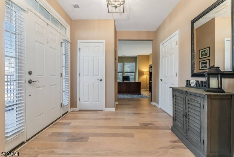 Raritan Twp., NJ 08822,12 Barnett Road