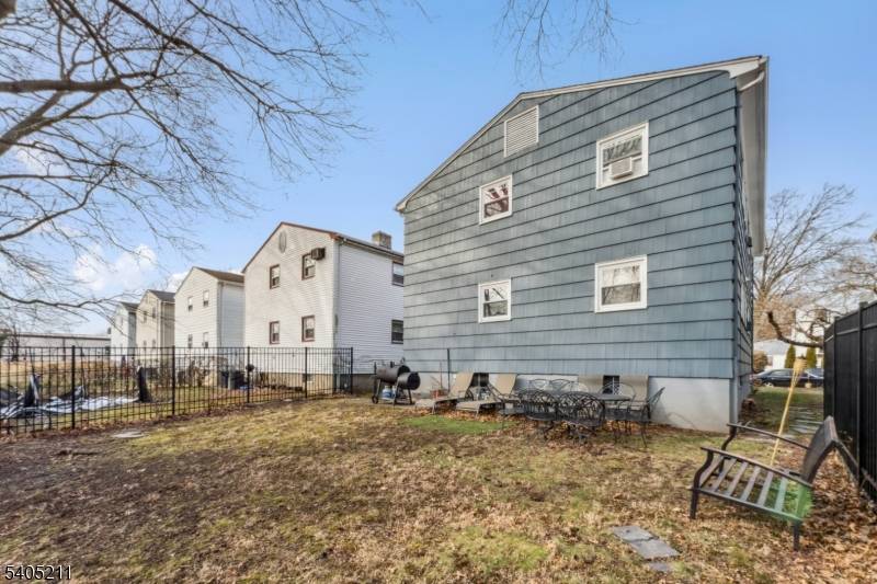 Maplewood Twp., NJ 07040,20 Toronto Ct