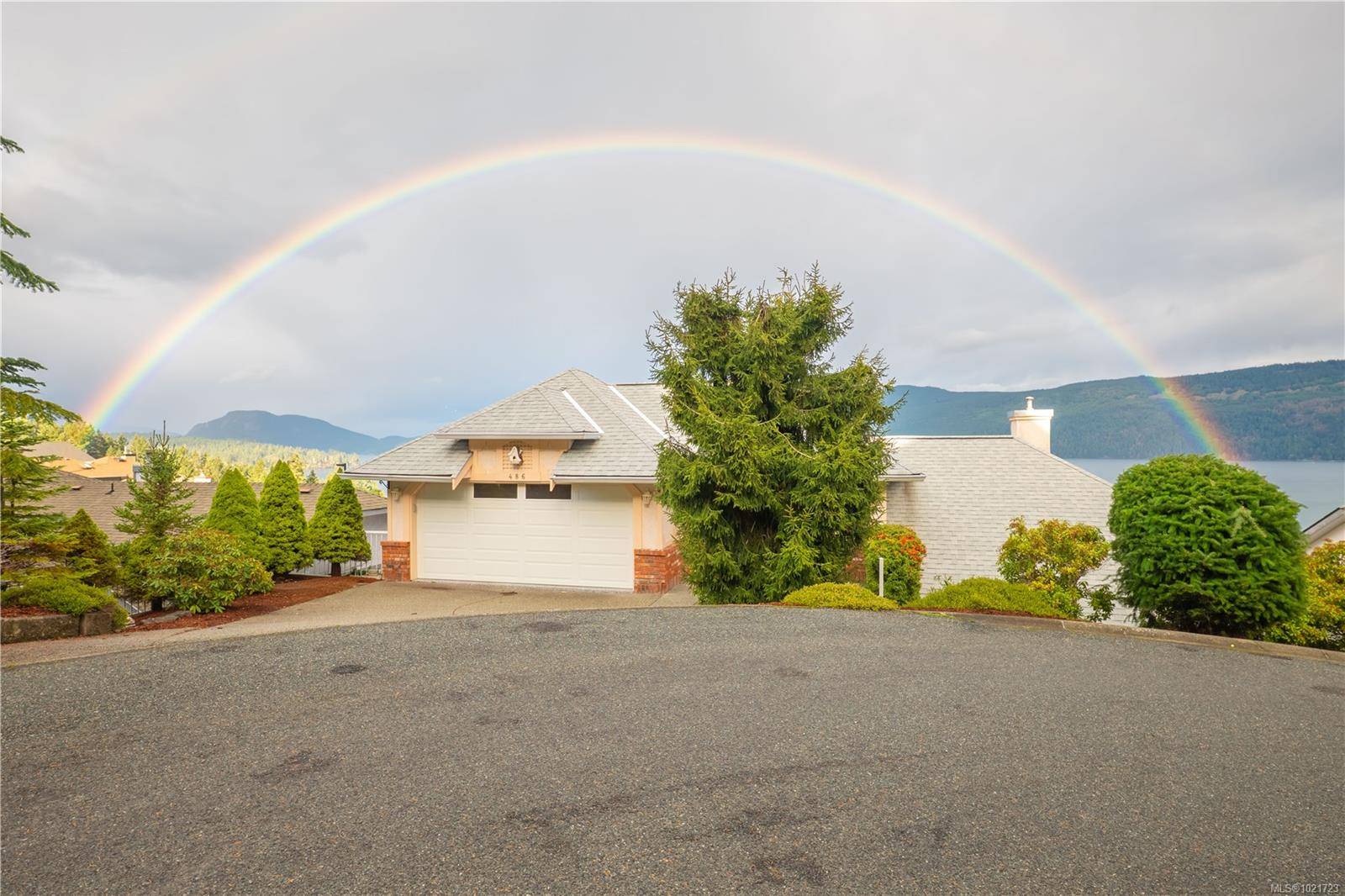 Cobble Hill, BC V8H 0K8,486 Seaview Way