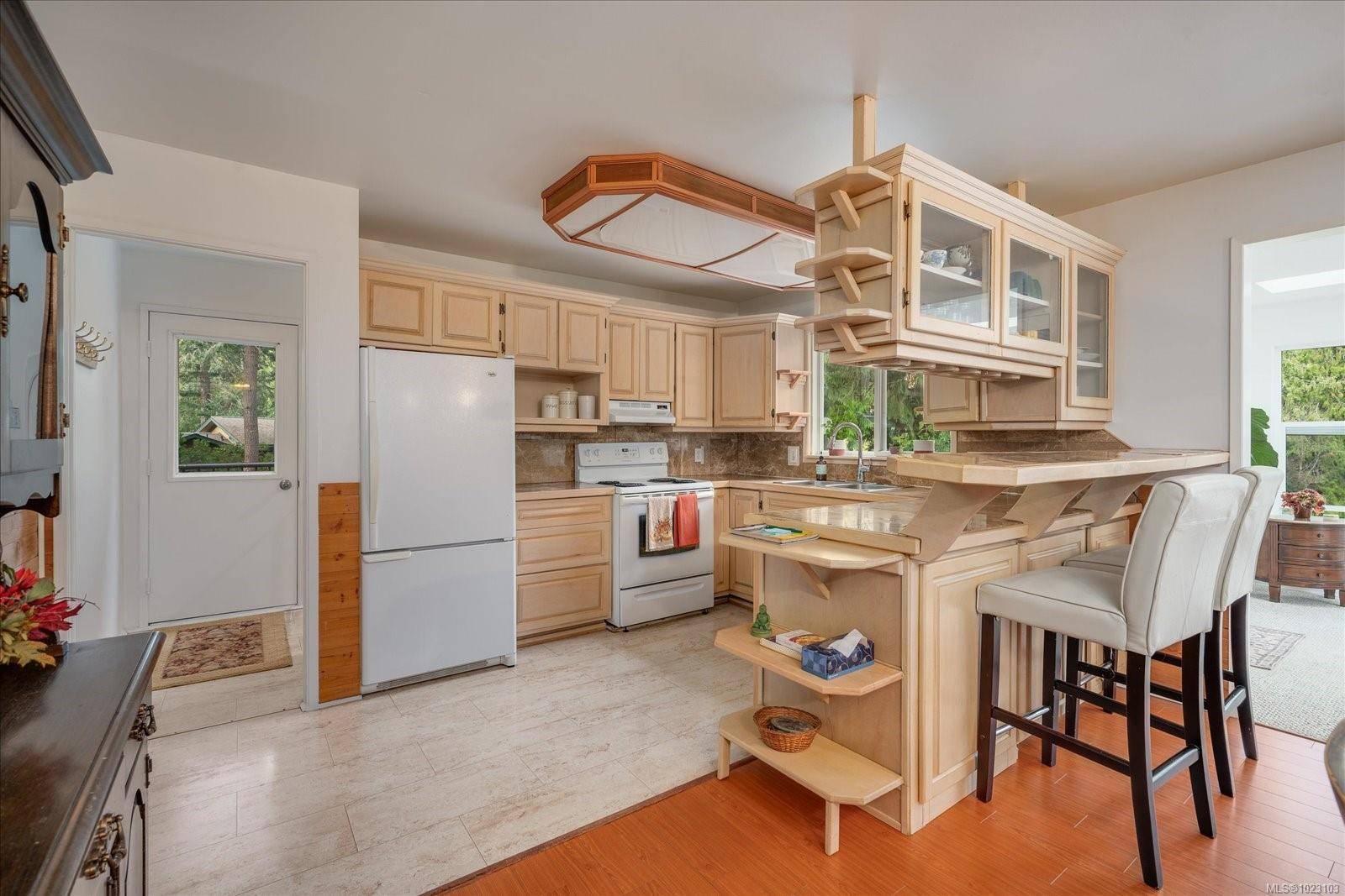 Nanaimo, BC V9T 5R9,6650 Green Acres Way