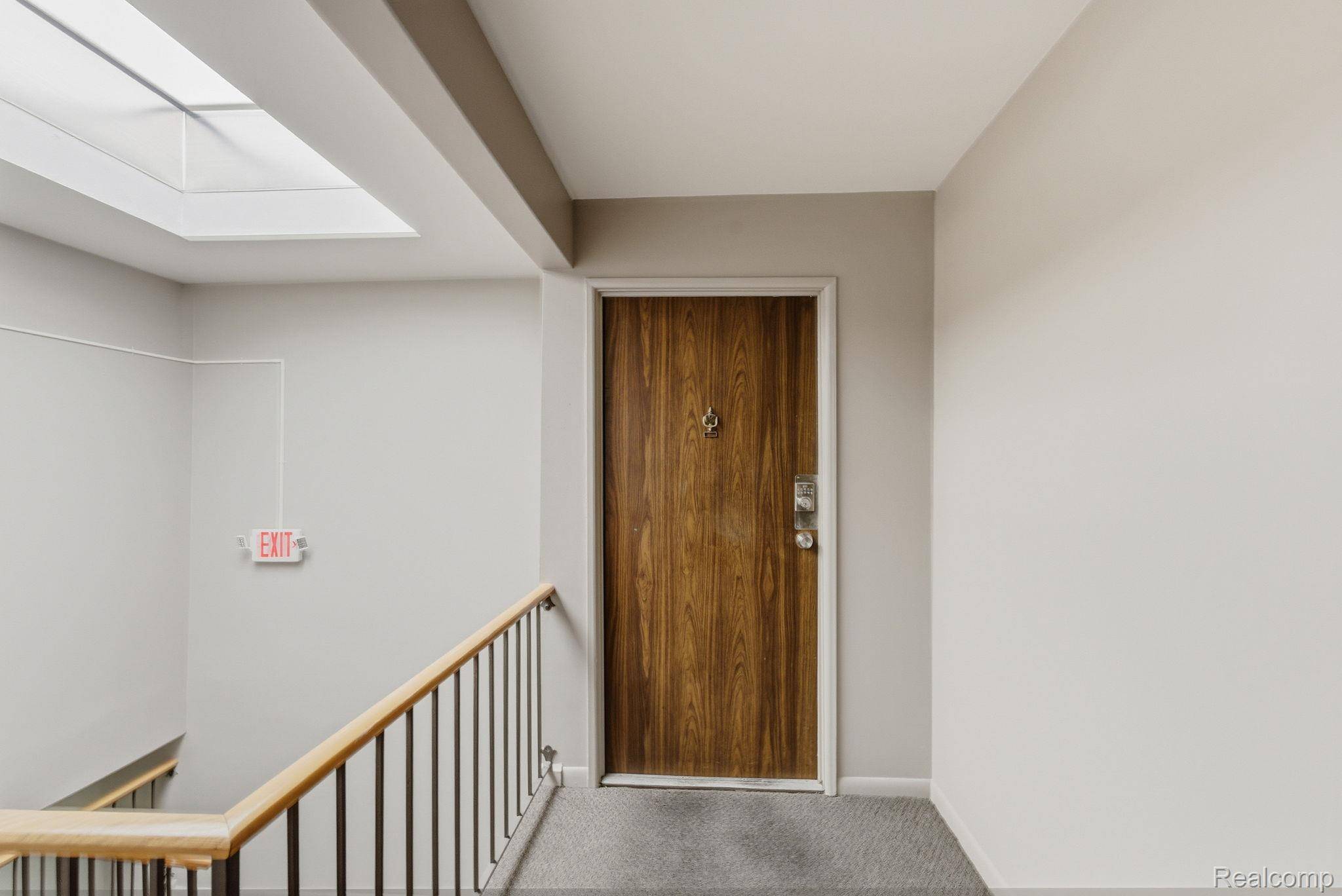 Farmington Hills, MI 48336,28418 W 8 Mile RD #C1