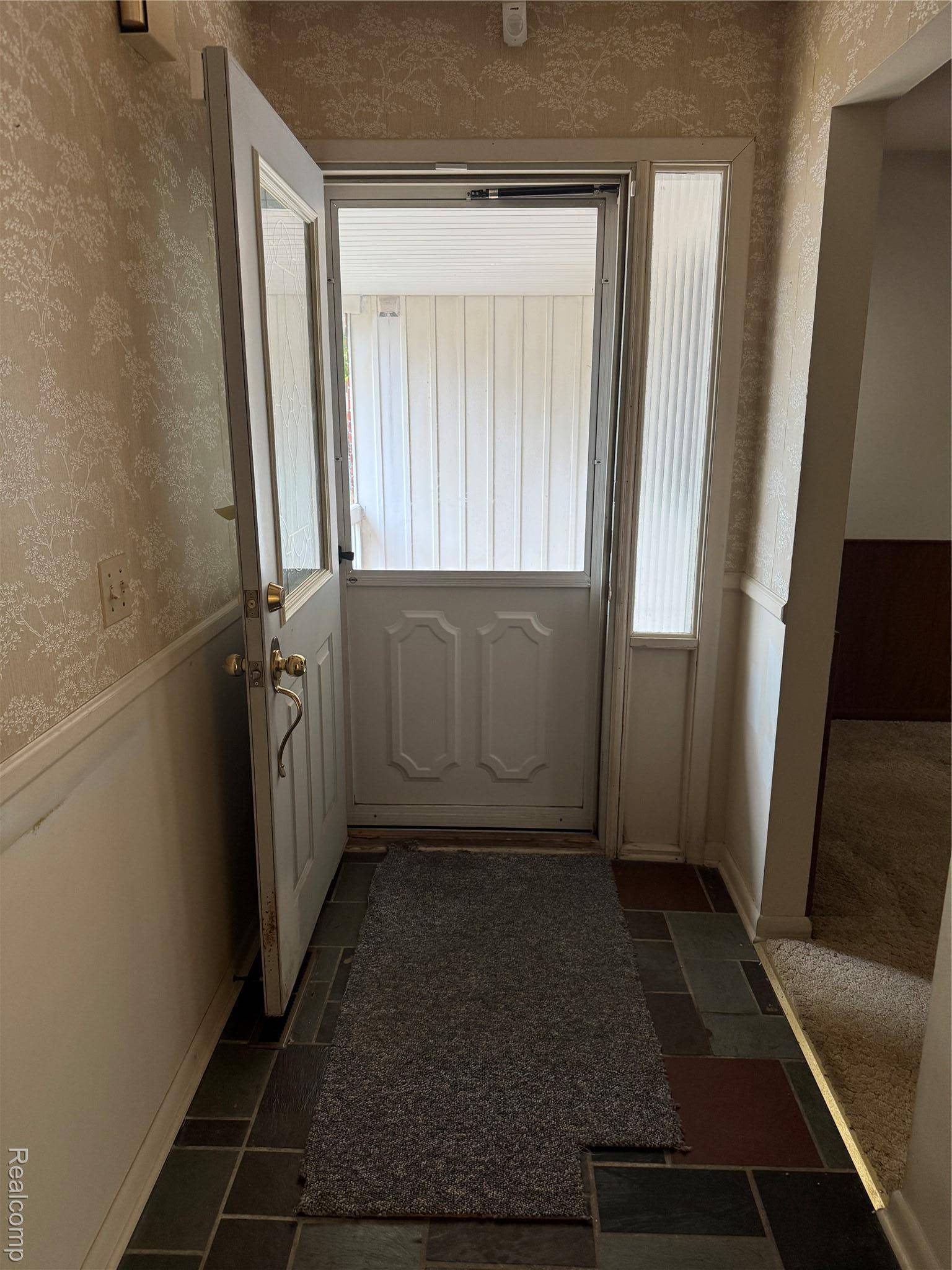 Flint, MI 48507,5374 Torrey RD