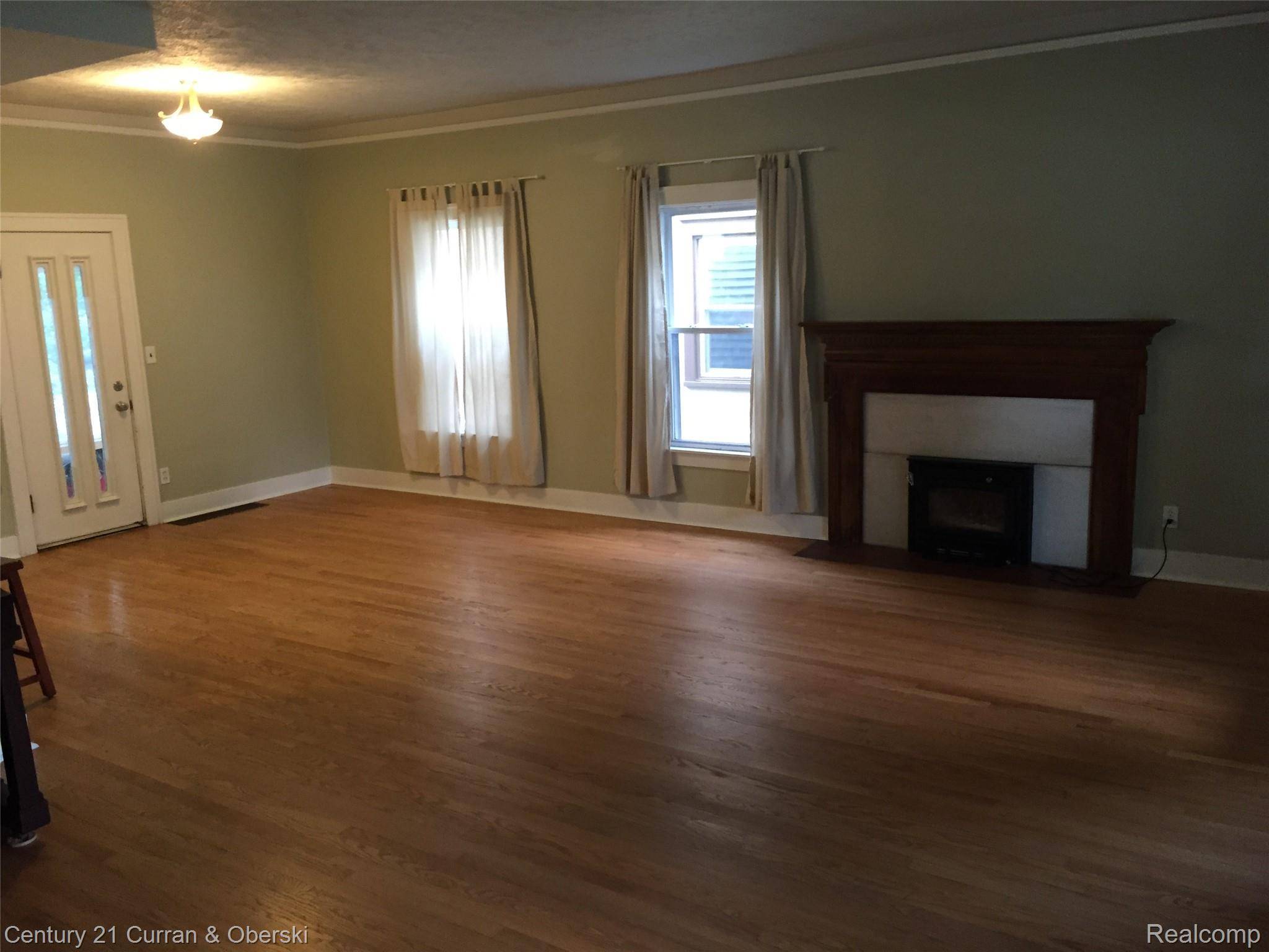 Lansing, MI 48906,920 N Capitol AVE