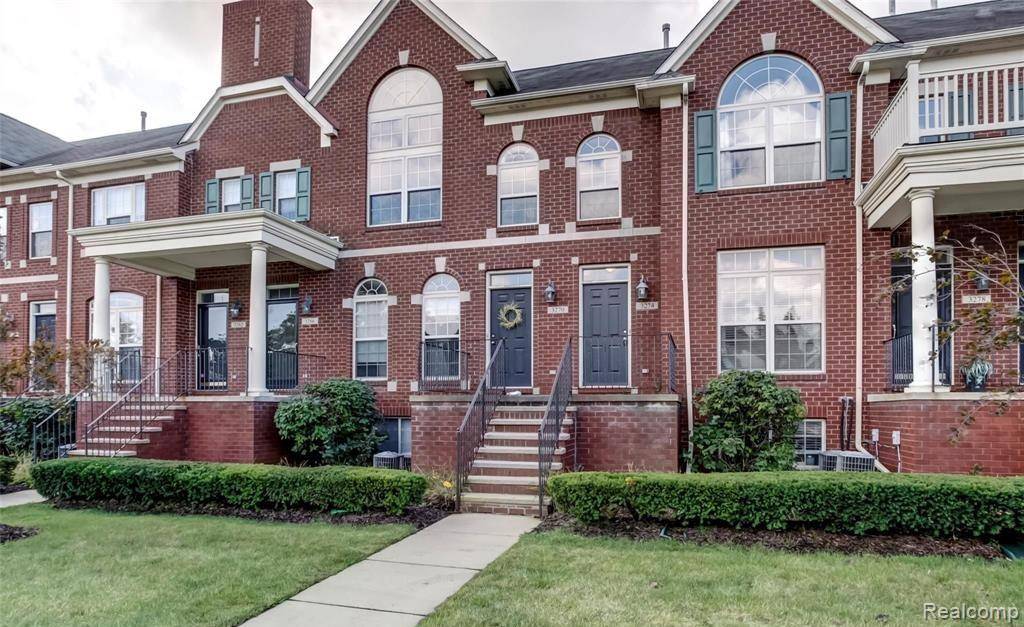 Troy, MI 48084,3274 Camden DR