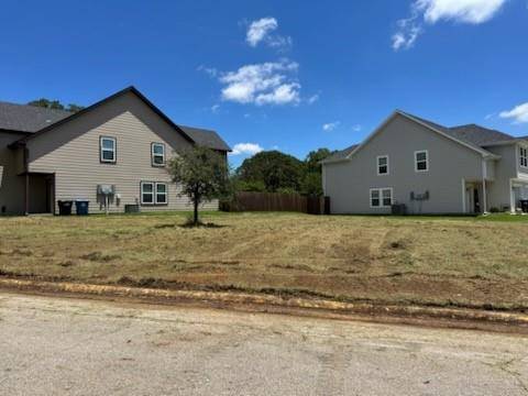 Denison, TX 75020,1000 Layne Drive