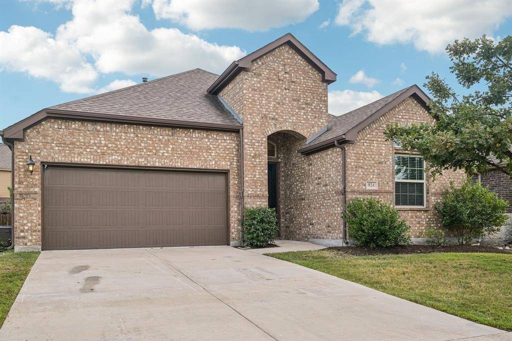 Little Elm, TX 75068,924 Lake Cypress Lane