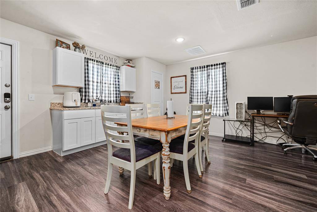 Mabank, TX 75147,452 Bobbie Street