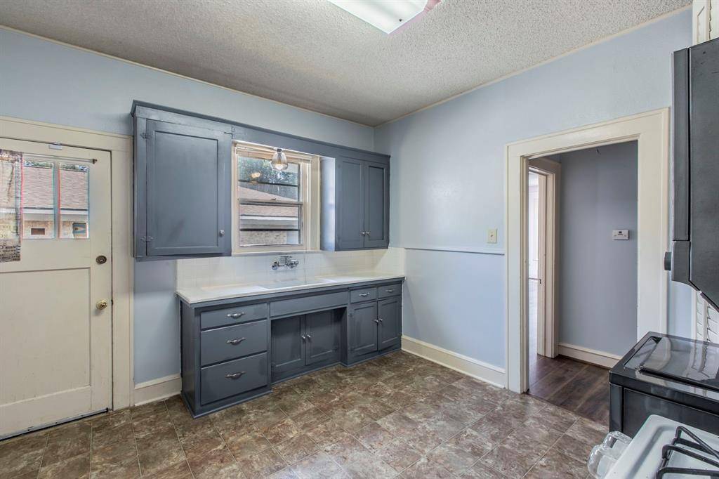 Waco, TX 76707,3030 Lasker Avenue