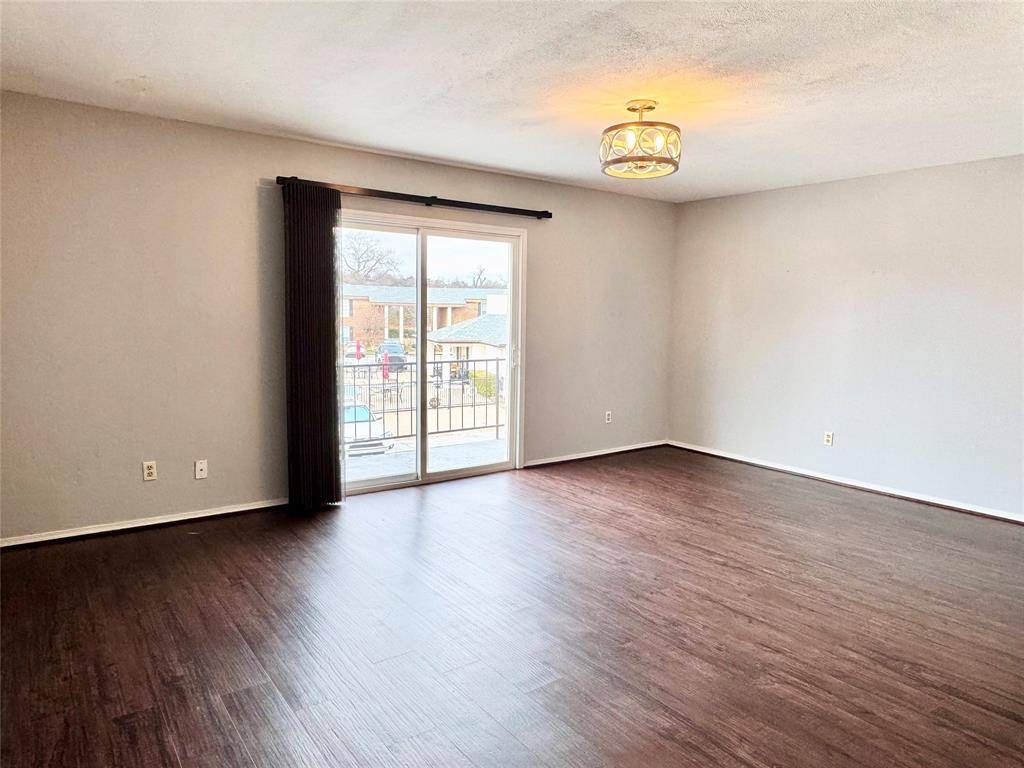 Fort Worth, TX 76126,4014 Ridglea Country Club Drive #407