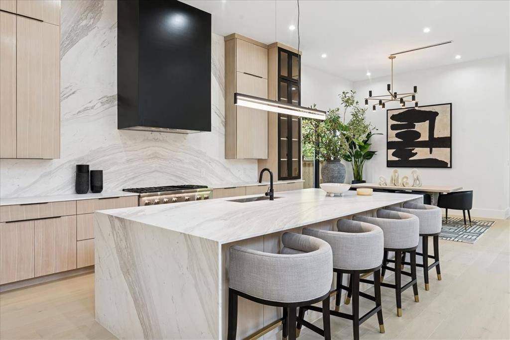 Dallas, TX 75214,7111 Coronado Avenue