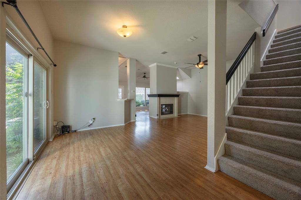 Euless, TX 76039,464 Arbor Club Lane