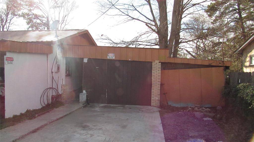 Pittsburg, TX 75686,607 Pineland Street