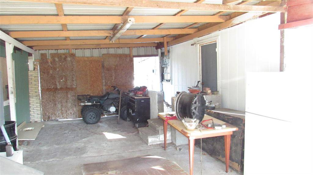 Pittsburg, TX 75686,607 Pineland Street