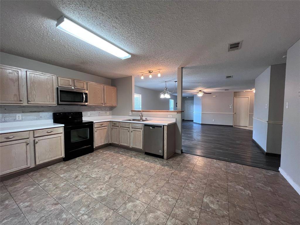 Fort Worth, TX 76135,5513 Wiltshire Drive