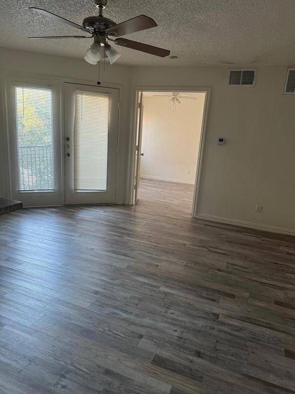 Dallas, TX 75243,9825 Walnut Street #305