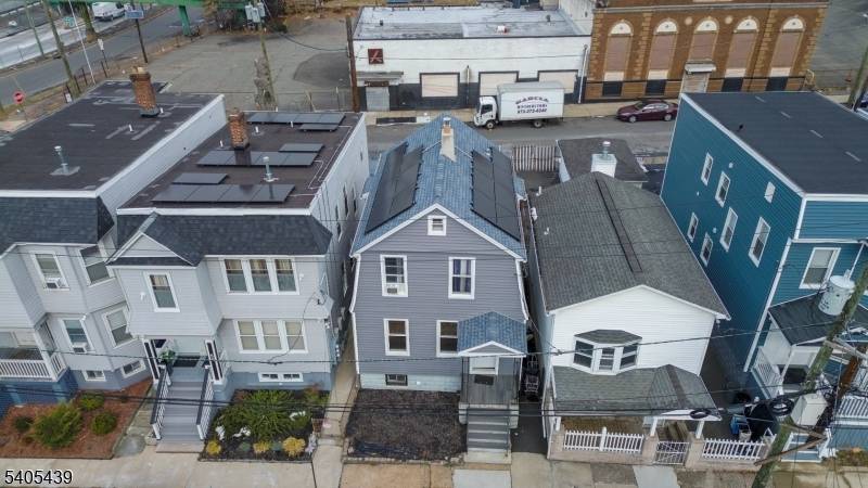 Irvington Twp., NJ 07111,48 Arverne Ter