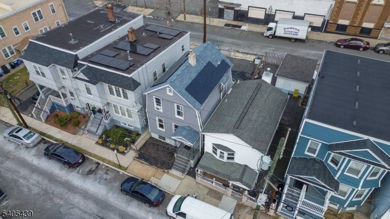 Irvington Twp., NJ 07111,48 Arverne Ter