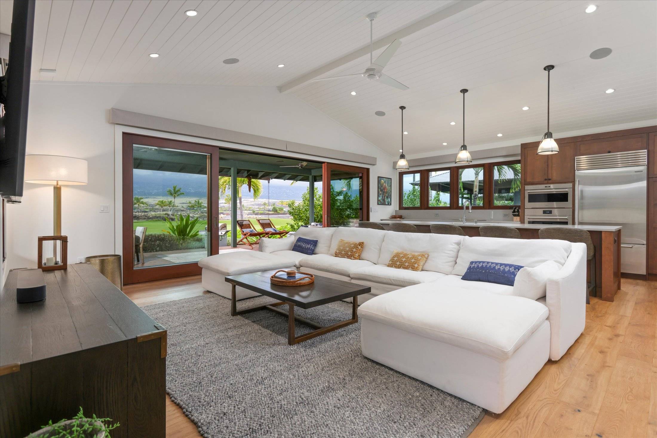 Kailua-kona, HI 96740,73-4711 AUKAI PL #13