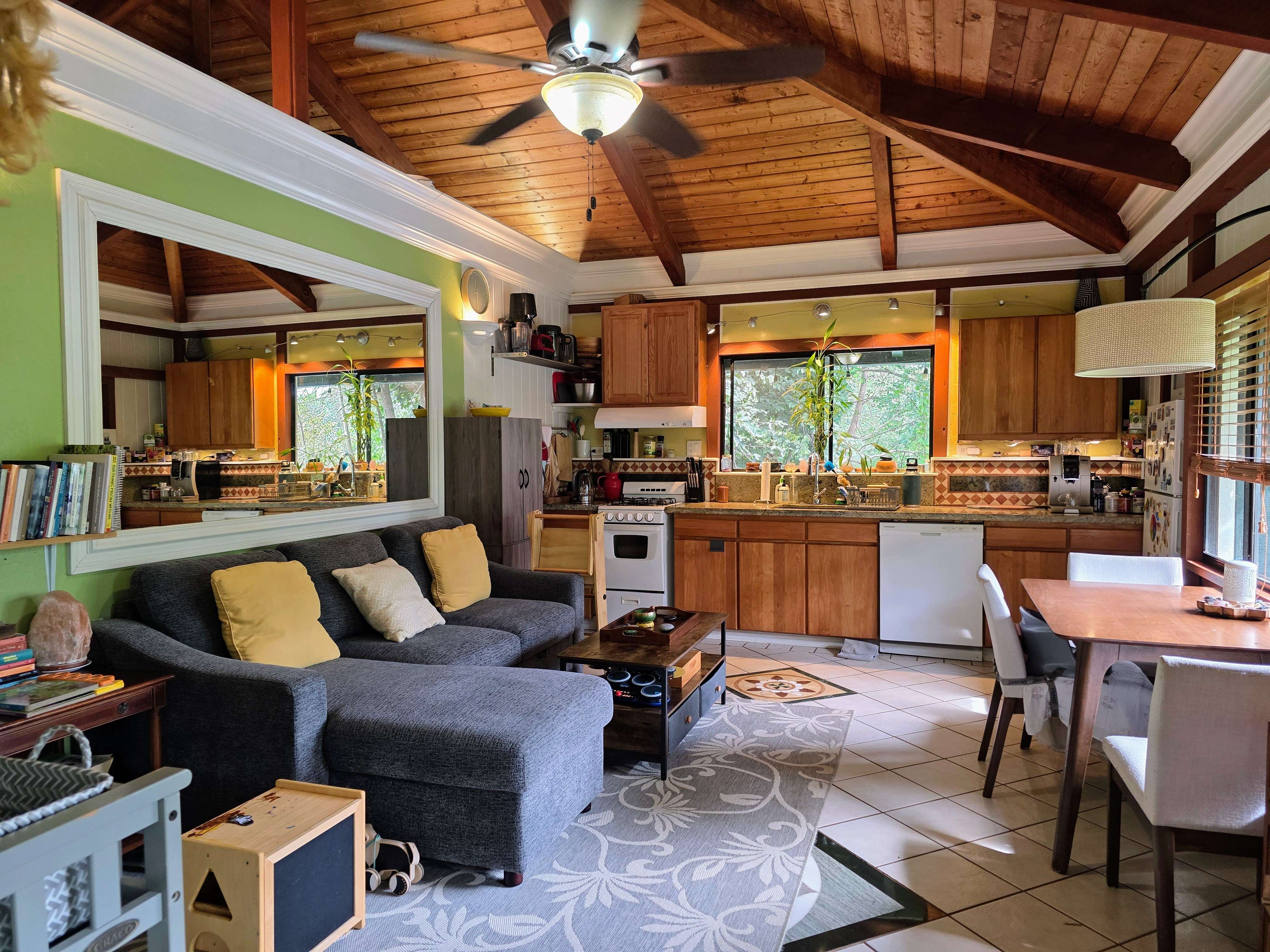 Kapaa, HI 96746,6300 HELENA LN