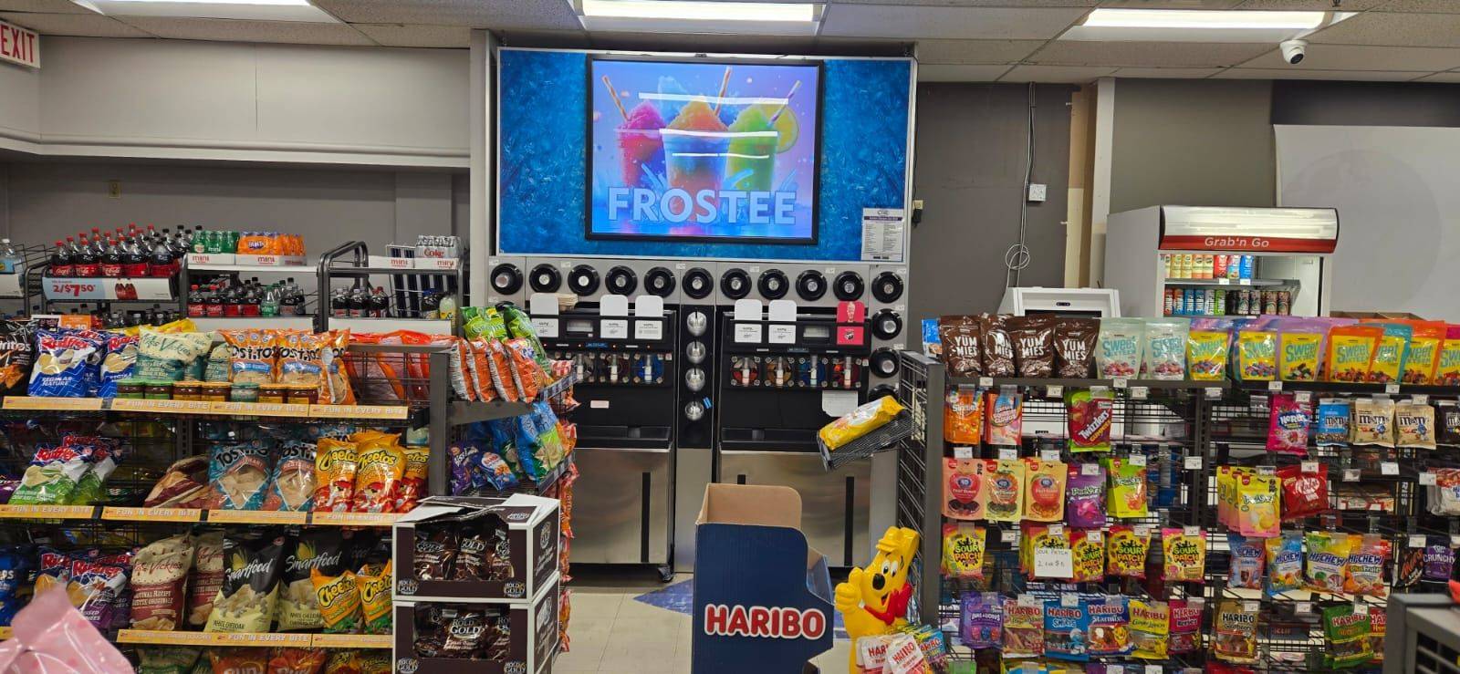 Vaughan, ON L4J 7L2,800 Steeles AVE W #A01