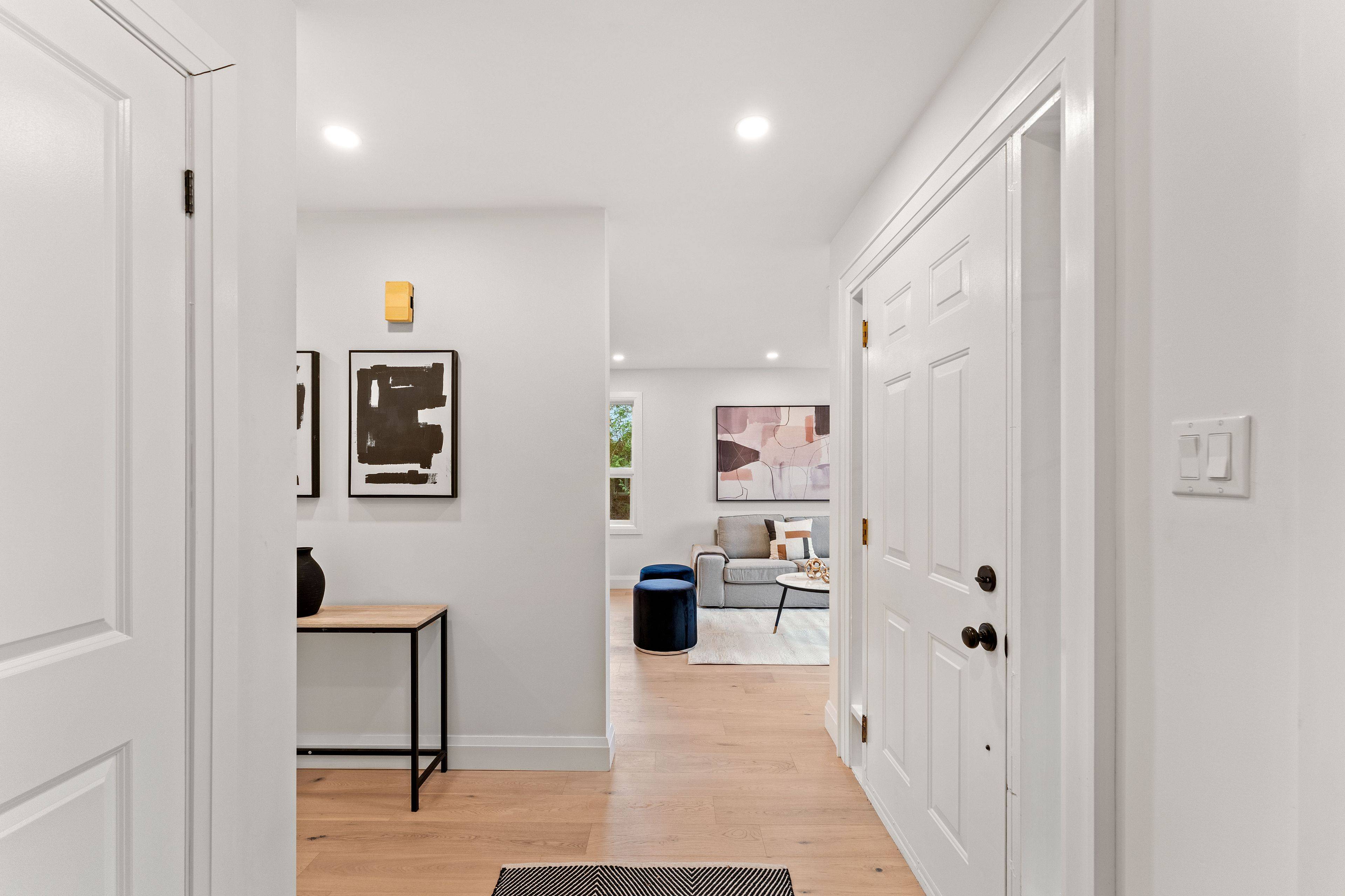 Georgina, ON L4P 3A8,353 Walter DR