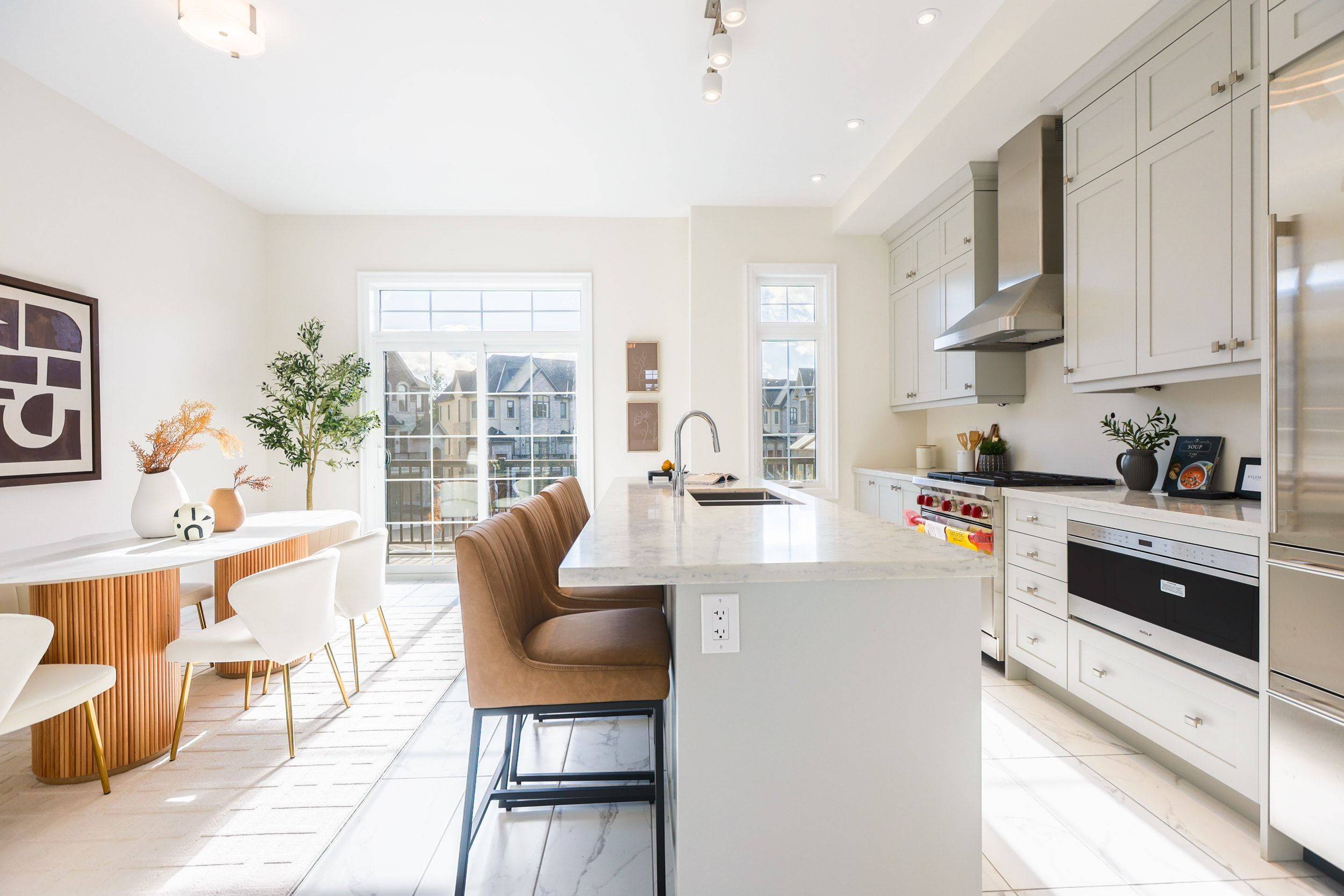 Markham, ON L6C 3L5,4267 Major Mackenzie DR E