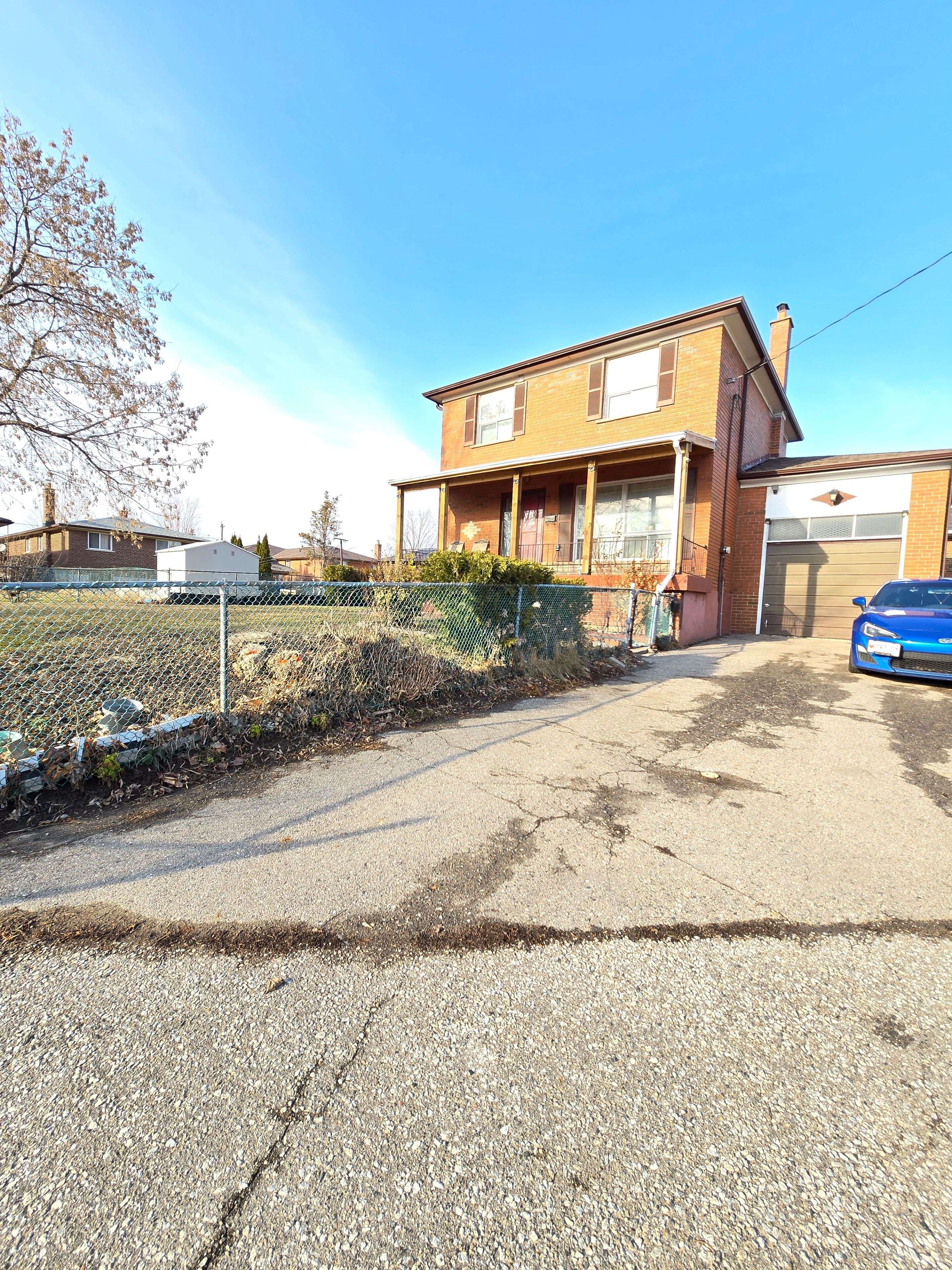 Mississauga, ON L4T 3M4,35 York ST