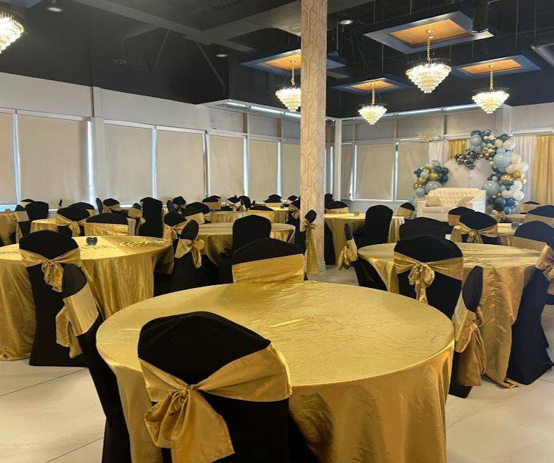 Brampton, ON L6T 4L6,2565 Steeles AVE E #23 & 24