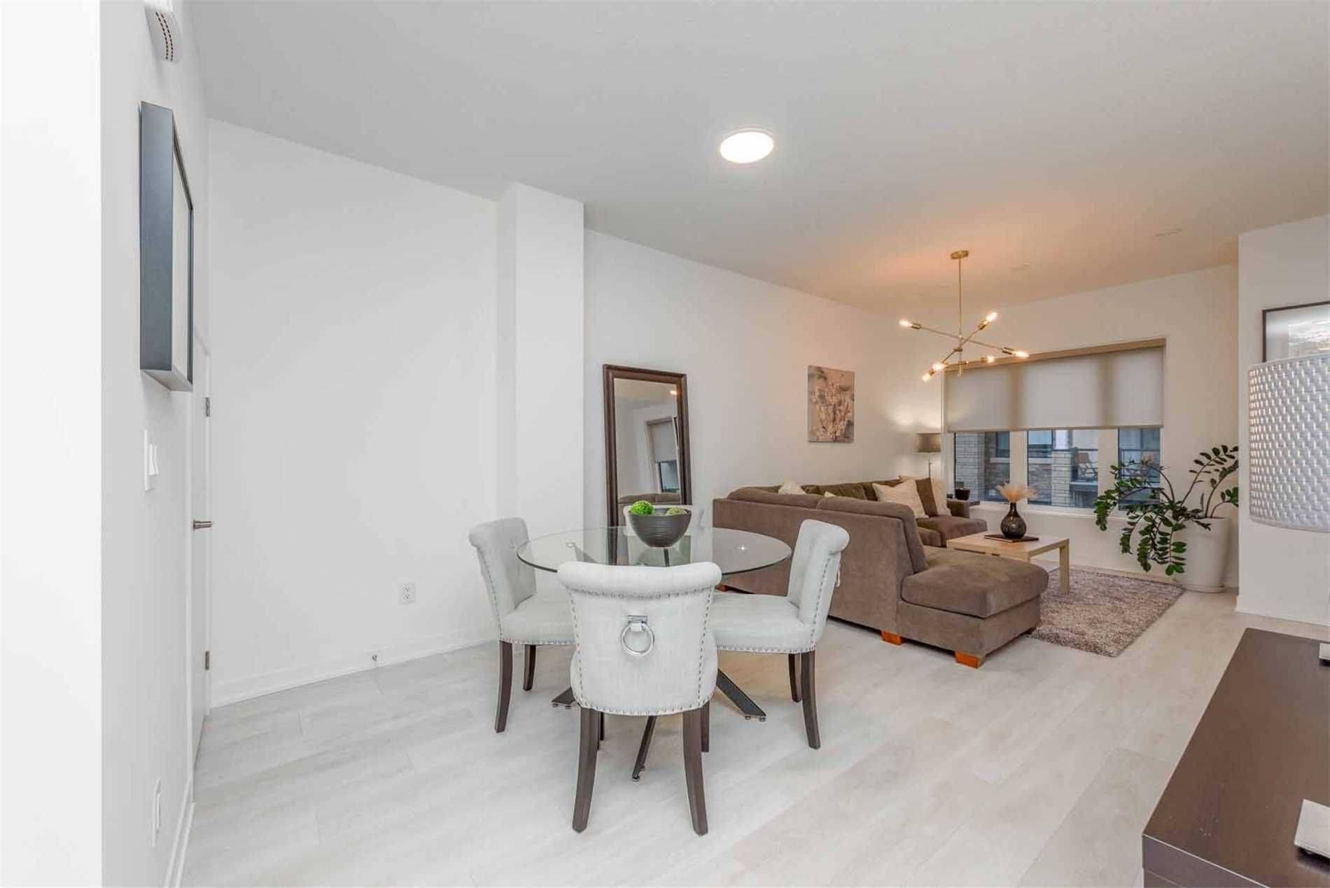 Burlington, ON L7T 0C4,1095 Cooke BLVD #30