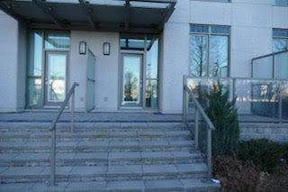 Mississauga, ON L5B 0C8,339 Rathburn RD #115