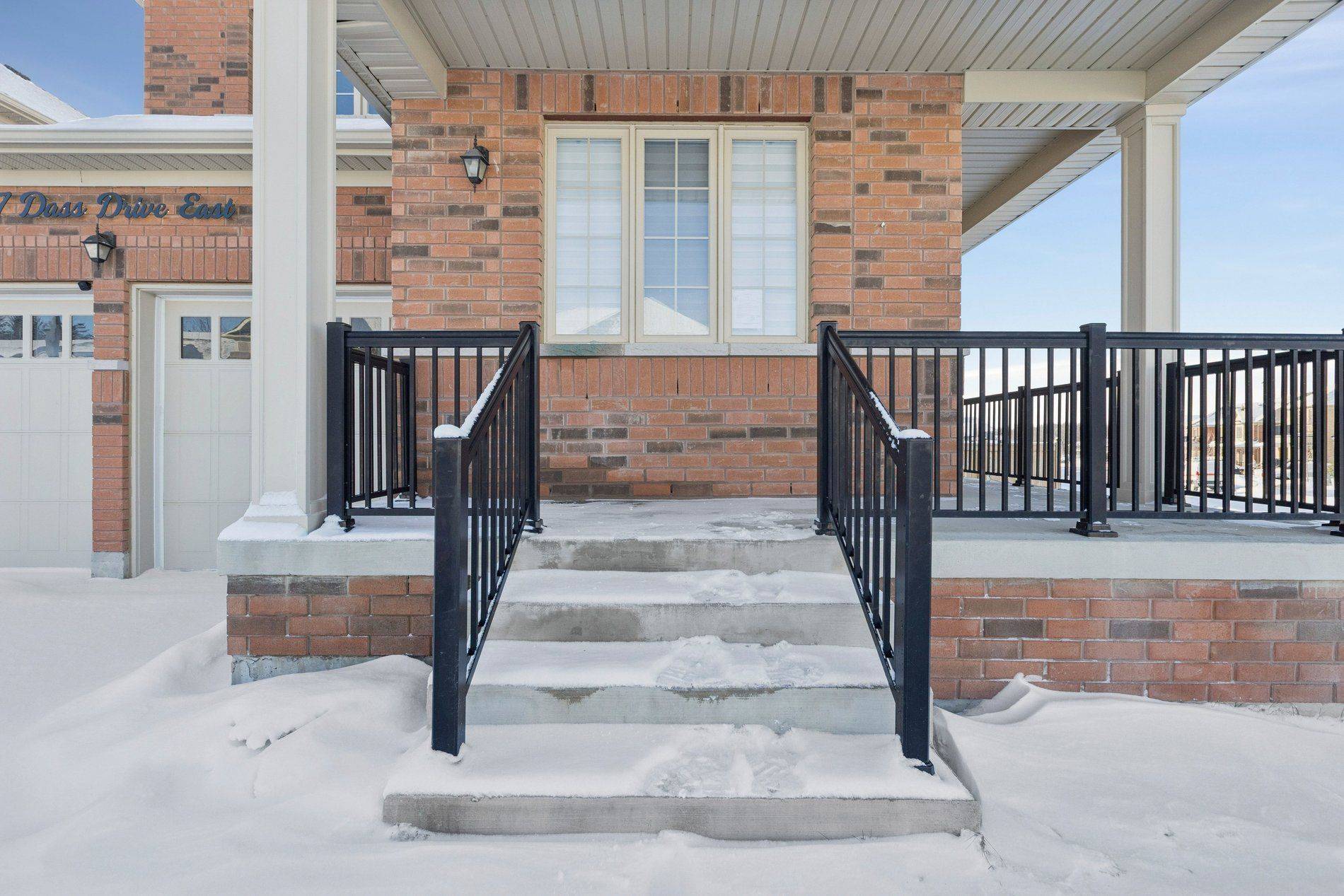 Centre Wellington, ON N1M 0H1,47 Dass DR E