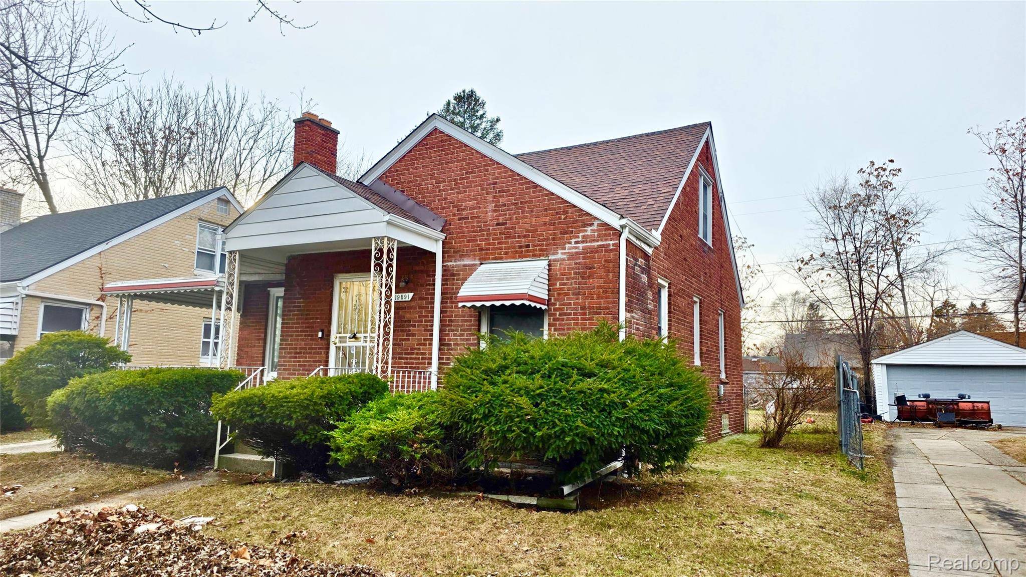 Detroit, MI 48205,19591 Strasburg ST