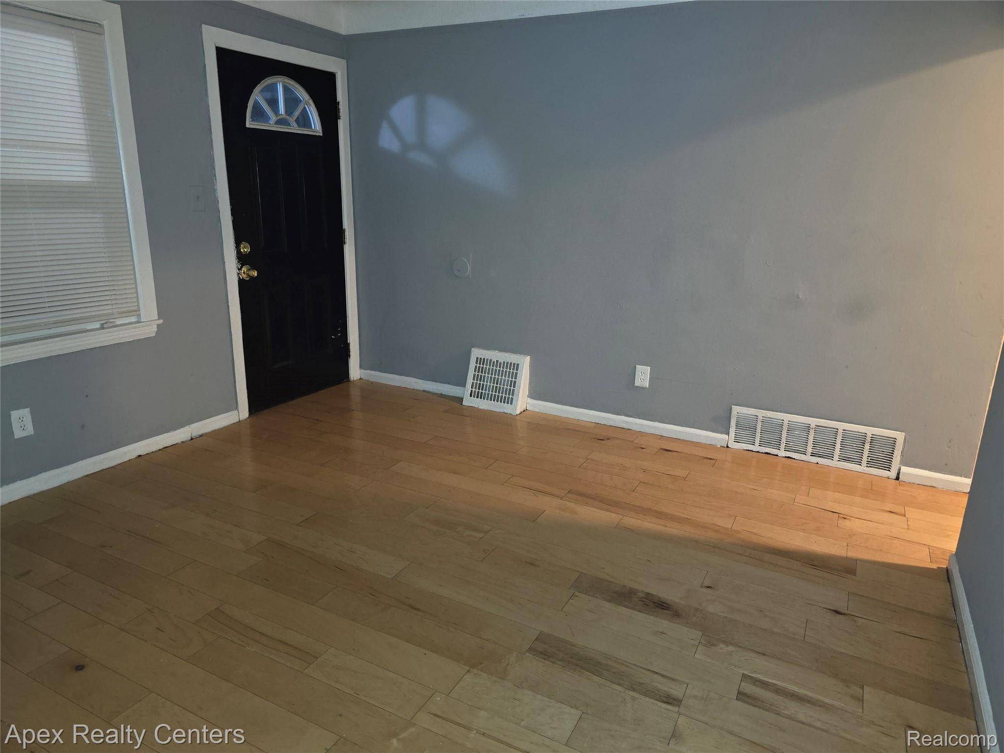 Detroit, MI 48228,7668 Evergreen AVE