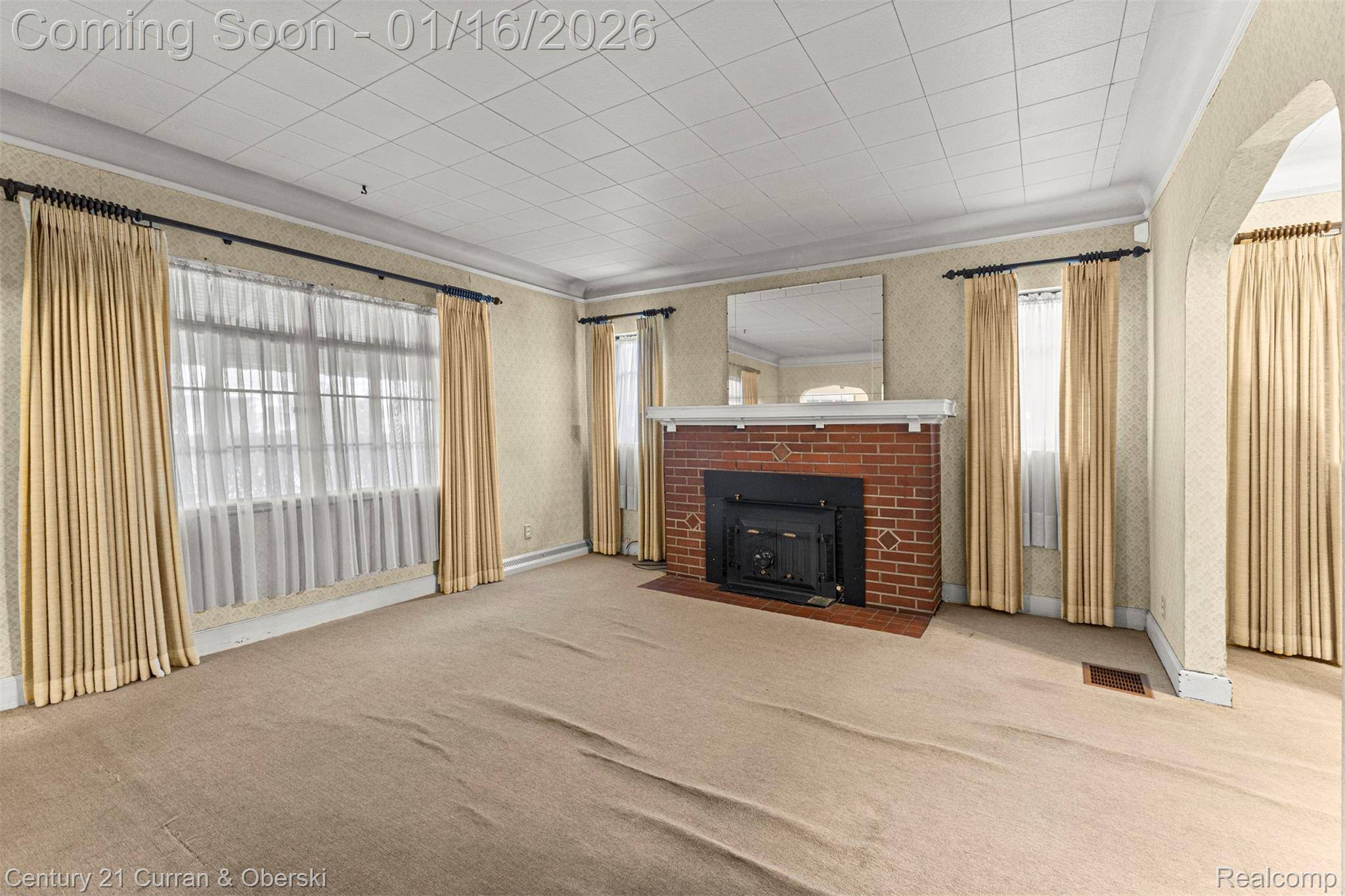 Center Line, MI 48015,7502 Coolidge