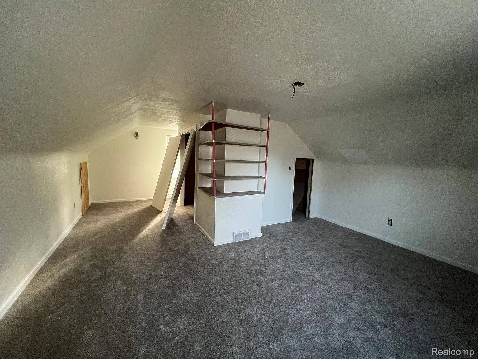 Detroit, MI 48219,18517 Heyden ST